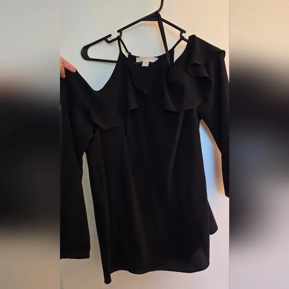 Michael Kors lightweight off-the-shoulder top